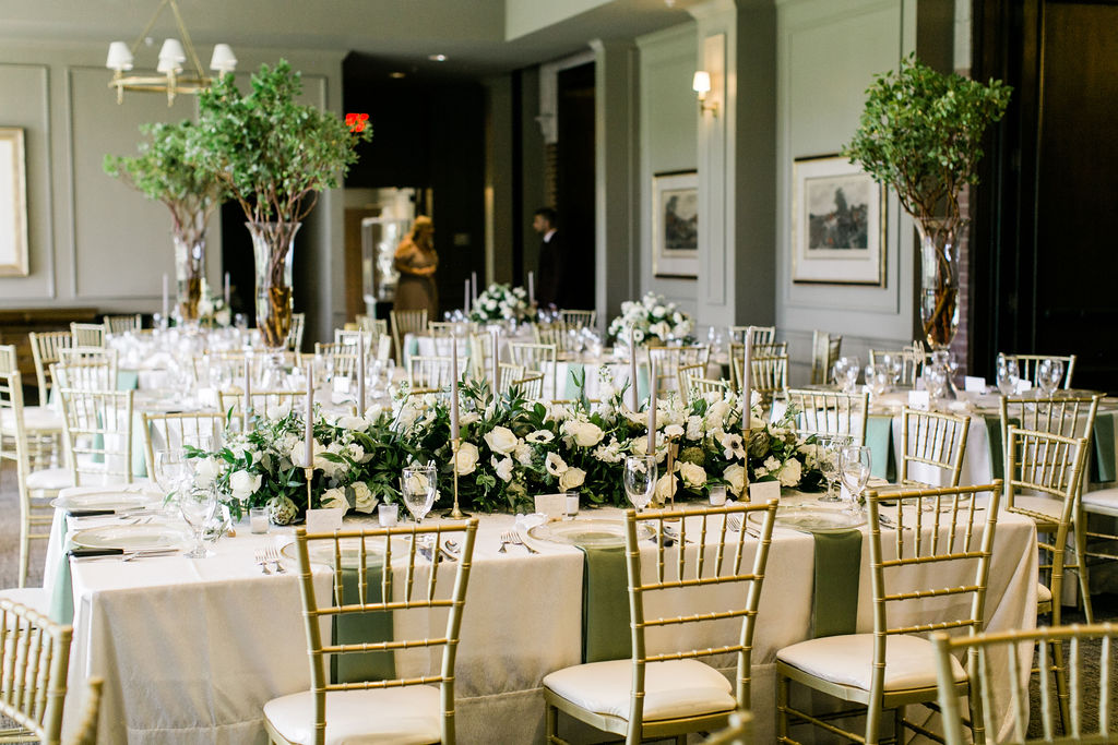Classic, green, white and gold reception at the Hurstbourne Country Club in Louisville, Kentucky