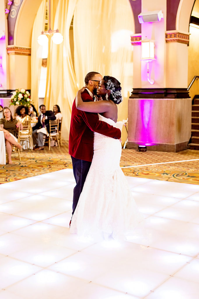 bride-and-grooms-first-dance-at-their-wedding-at-union-station