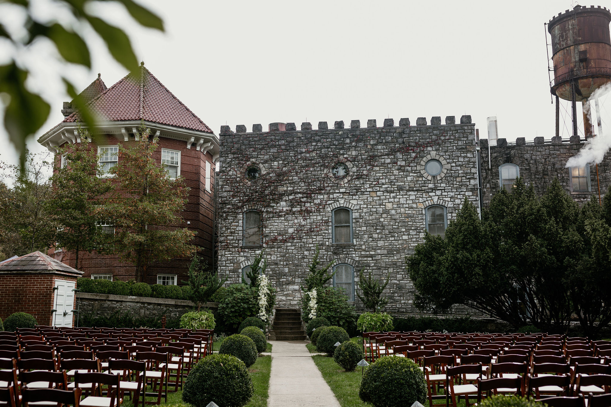 castle and key distillery wedding ceremony in courtyard